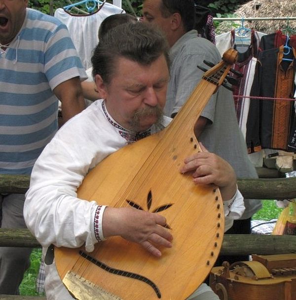 З бандурою. Київ, 2010 рік